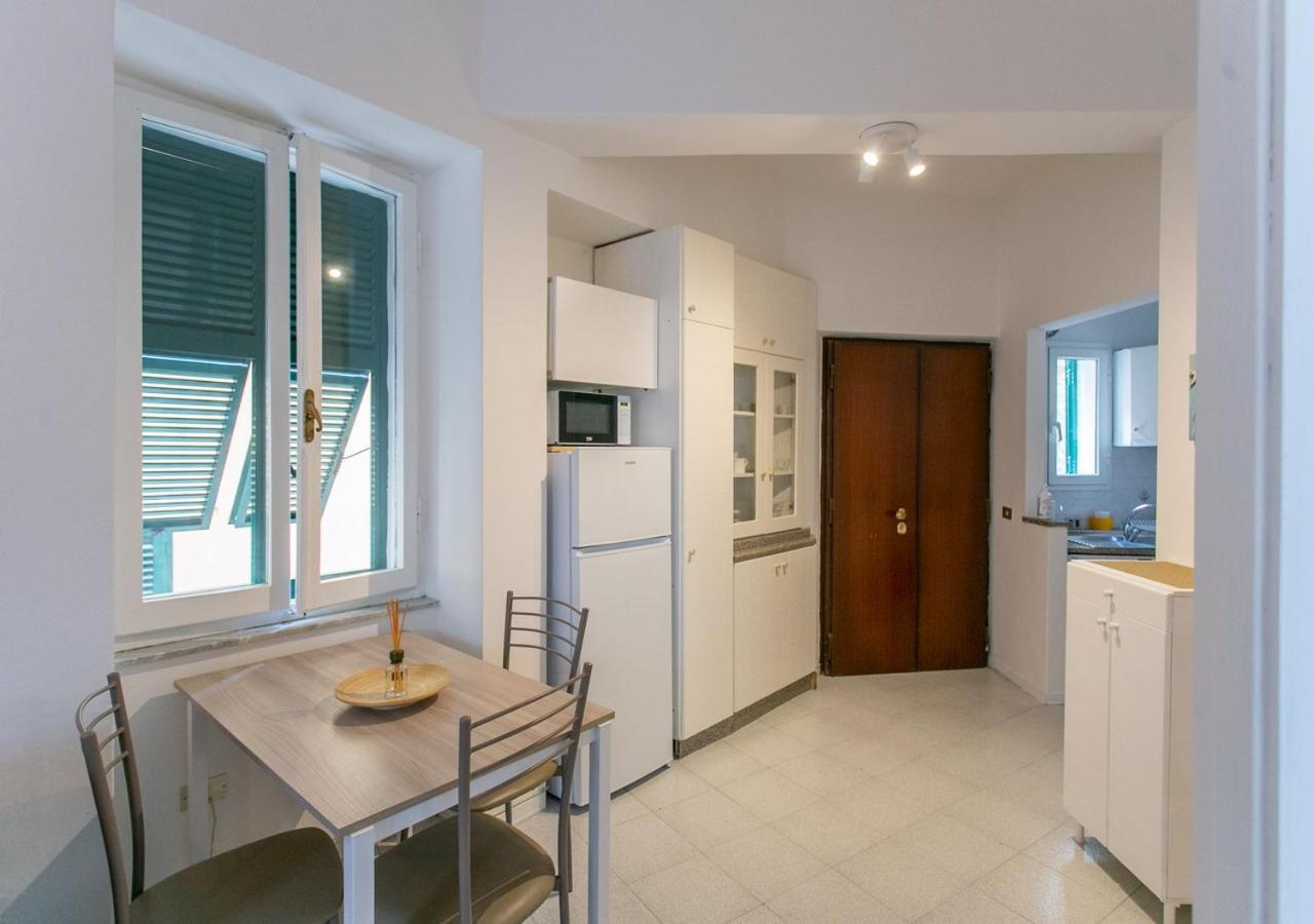 B-House Appartement Porto Santo Stefano  Buitenkant foto